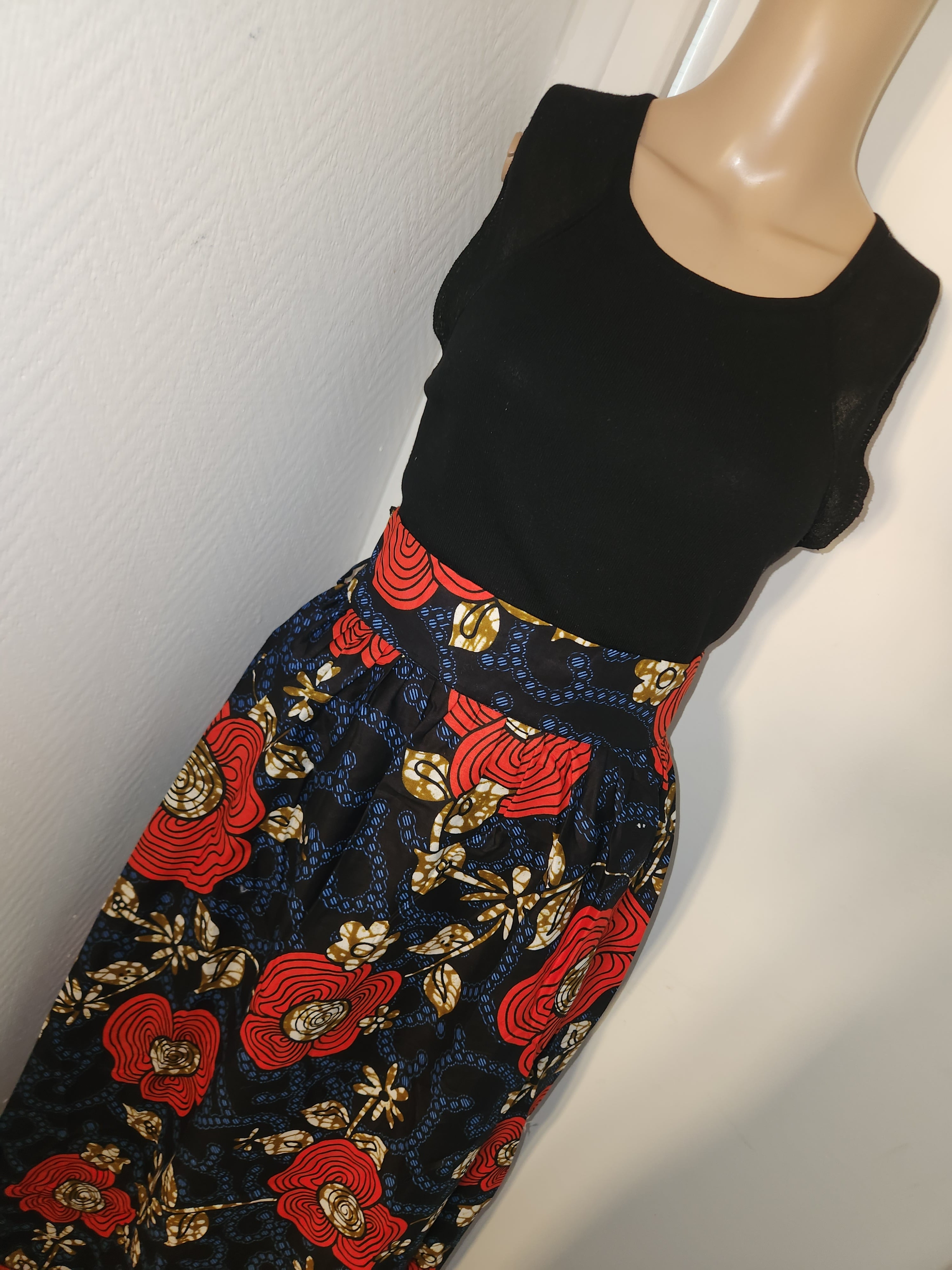 Jupe longue en wax Fleur Rouge