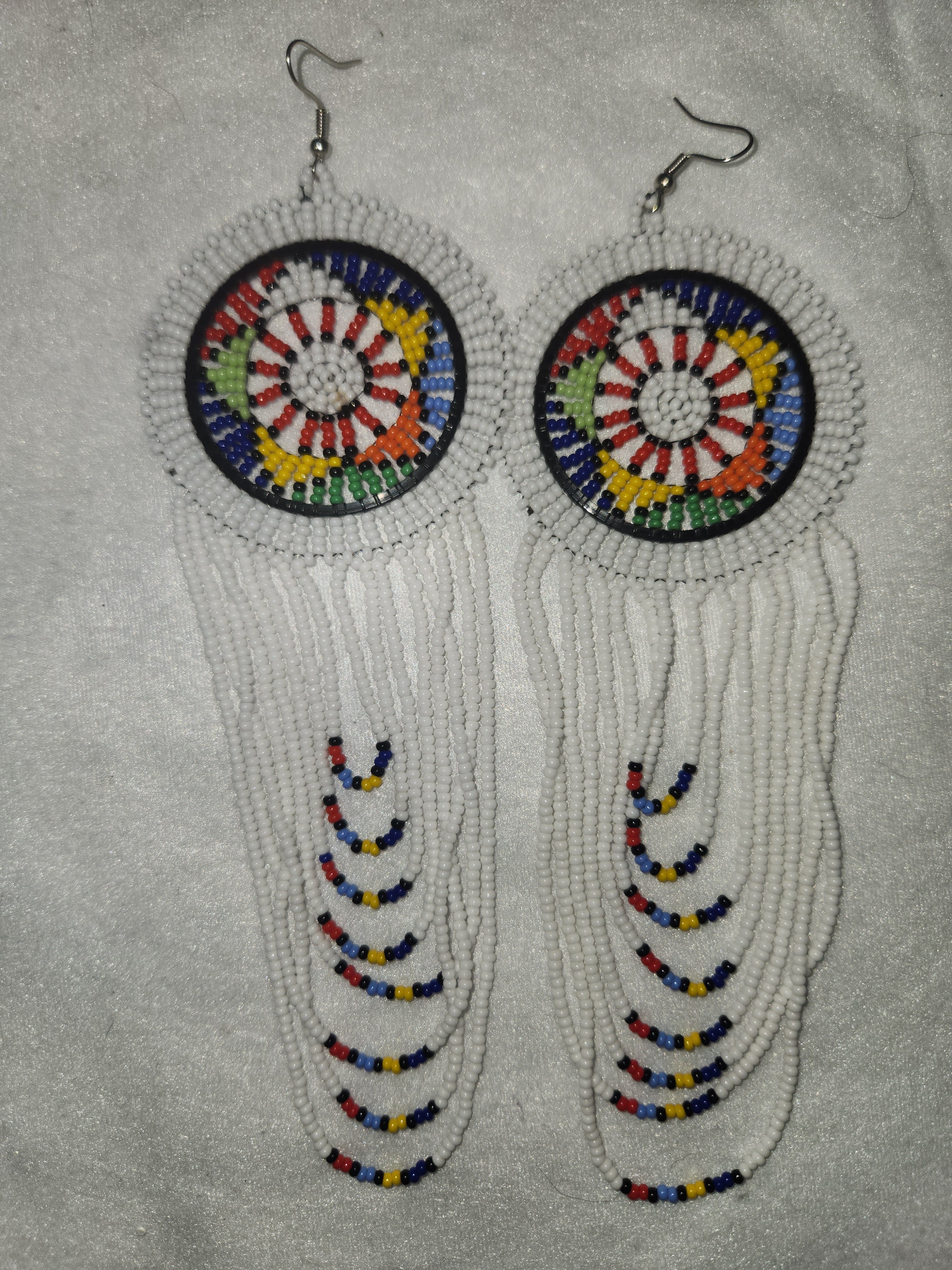 Boucles d'oreilles africaines blanches - Inspiration Afrique du Sud