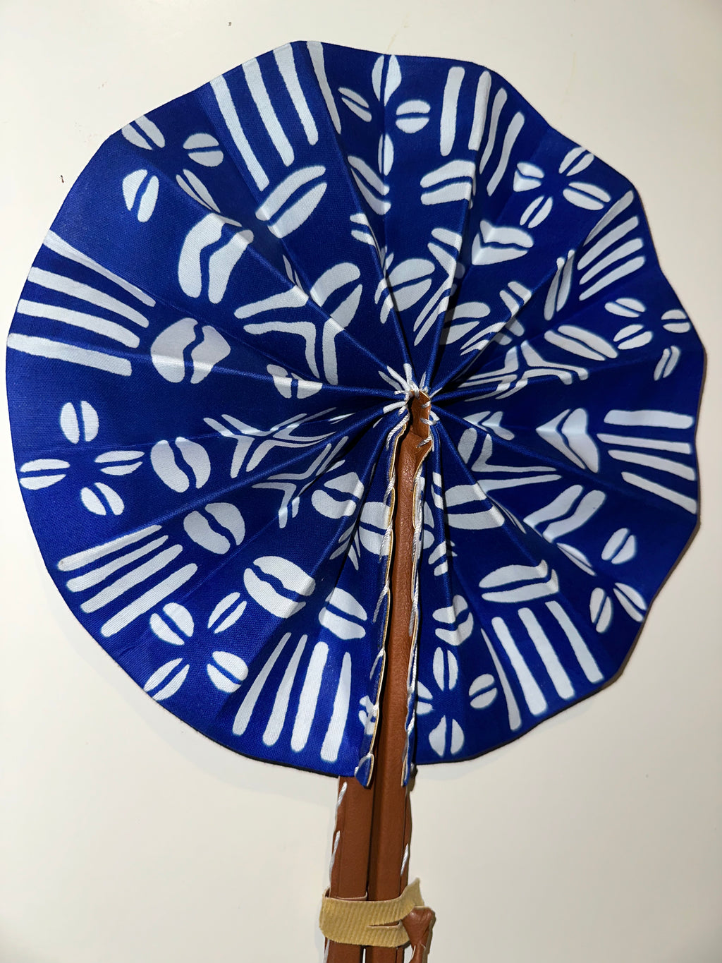 Eventail Africain - Bleu/ Blanc