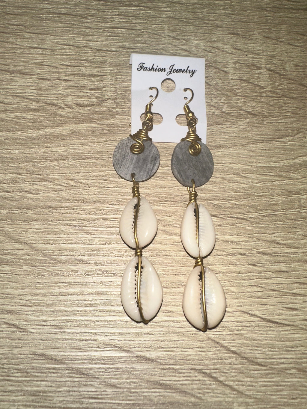 Boucles d'oreilles ethniques chic - Cauris