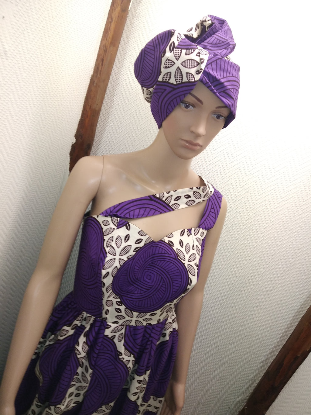 Robe en wax avec turban assorti