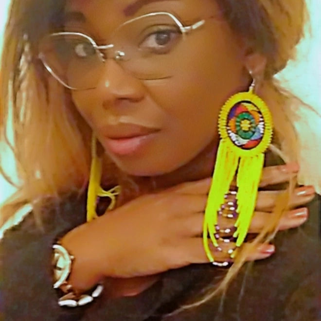 Boucles d'oreilles jaunes africaines/ Style chic et original