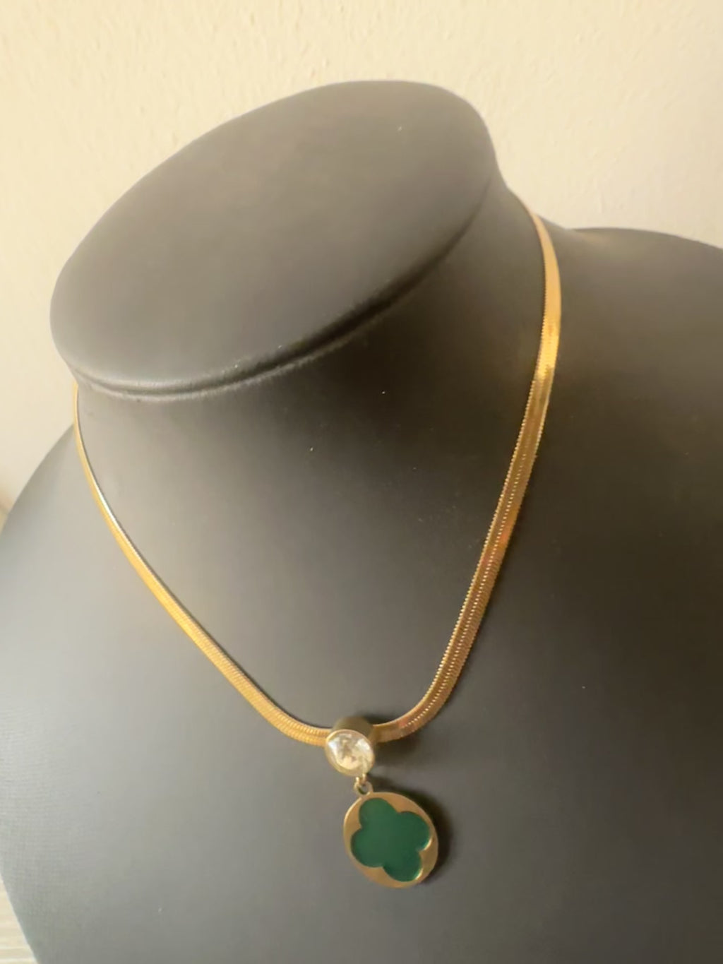 Collier "Trèfles Emeraudes"